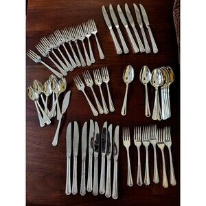 Vintage Oneida Silversmith Fairhill Clairhill 50 pc Silver Plate Flatware Set
